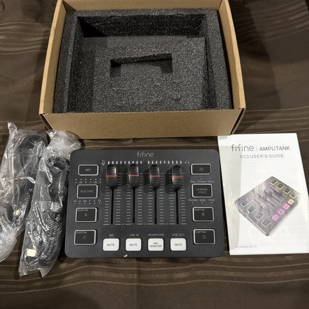 Fifine Gaming/ PC RGB streaming Audio Mixer. Apligame SC3